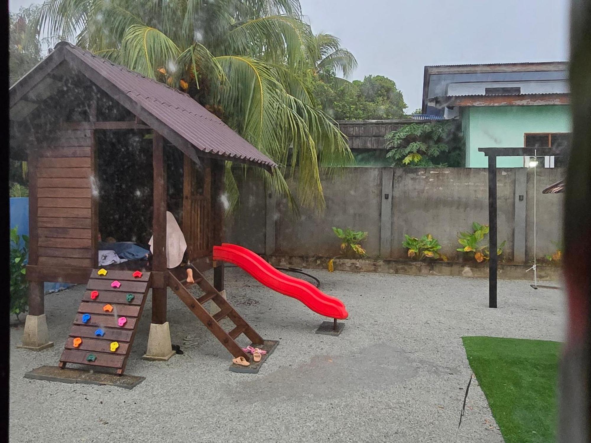 Casa Tiga Homestay Besut Kampung Kuala Besut Exterior foto